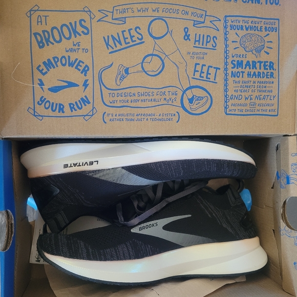 Brooks Levitate 4 Men's 8 - New - Picture 1 of 6